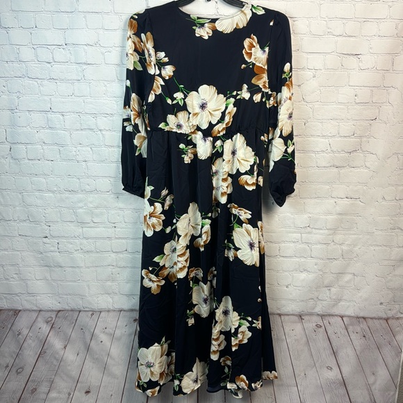 BloomChic Navy Floral Surplice Neck Lantern Sleeve Pocket Dress Size Large 12 - Picture 7 of 7